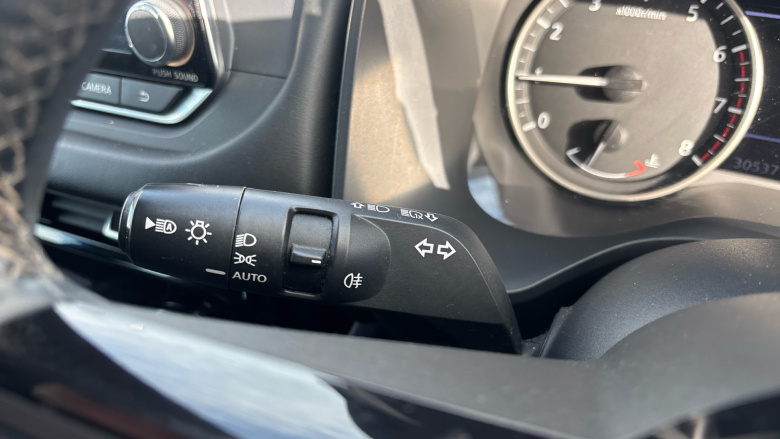 Nissan Qashqai 1.3 DiG-T MH Acenta Premium 5dr Petrol Hatchback